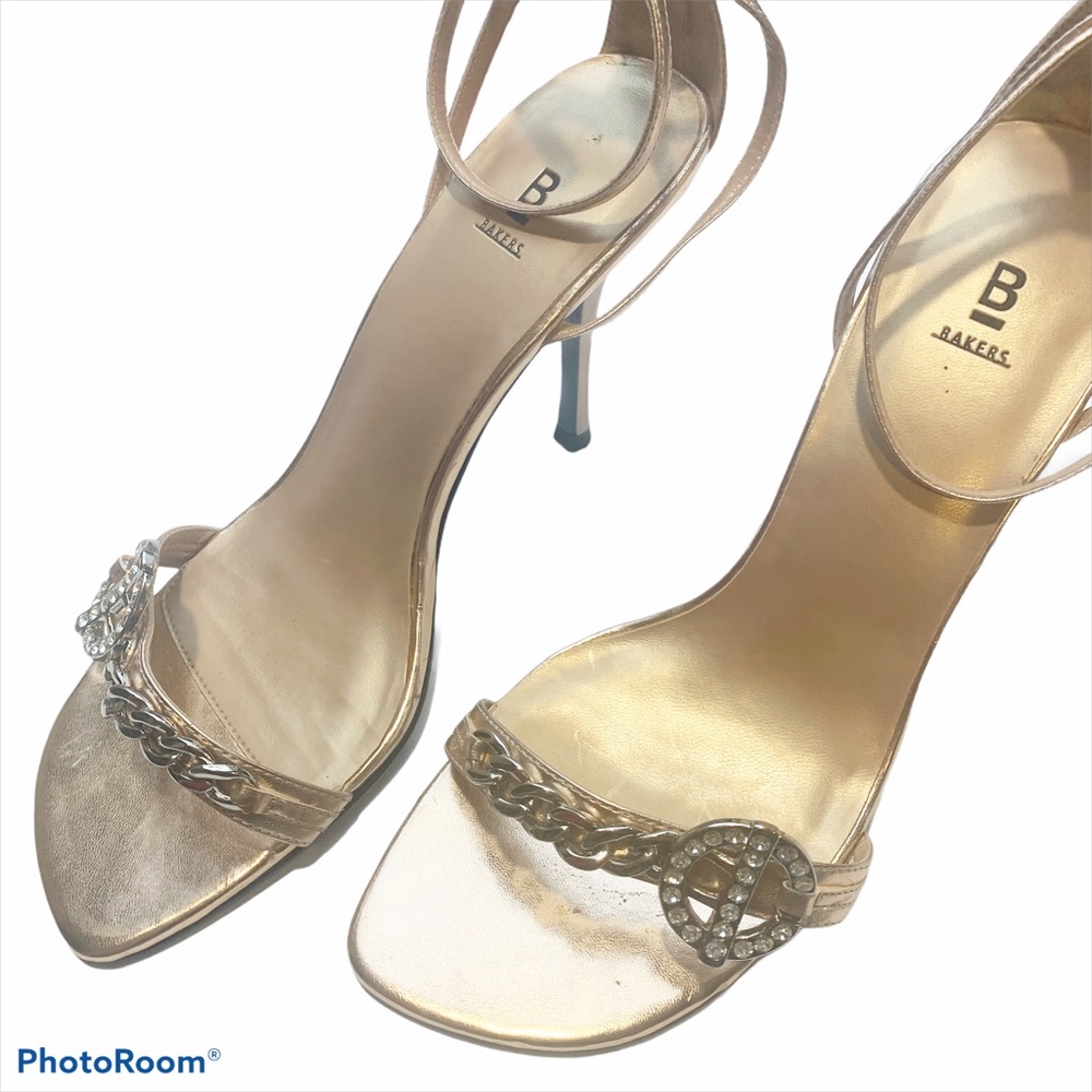 Bakers Size 9 Rose Gold Strappy Jeweled Sandal